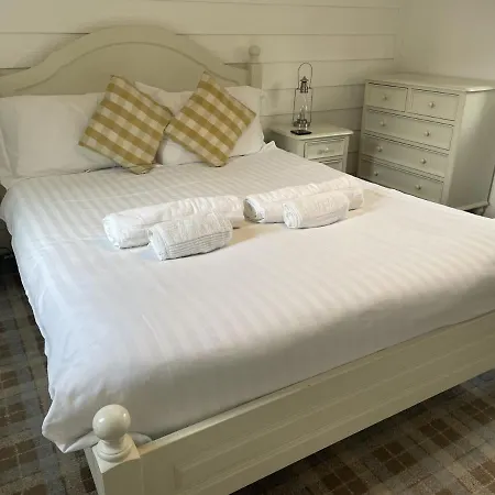 Meadow View - Part Of The The Bay Village With Pool, Gym And Direct Access, Pub, Restaurant, Tennis And Meadows Walks