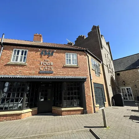 Meadow View - Part Of The The Bay Village With Pool, Gym And Direct Access, Pub, Restaurant, Tennis And Meadows Walks Filey