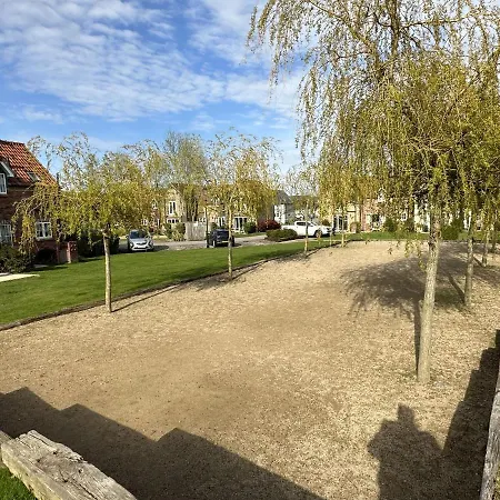 Meadow View - Part Of The The Bay Village With Pool, Gym And Direct Access, Pub, Restaurant, Tennis And Meadows Walks * Filey